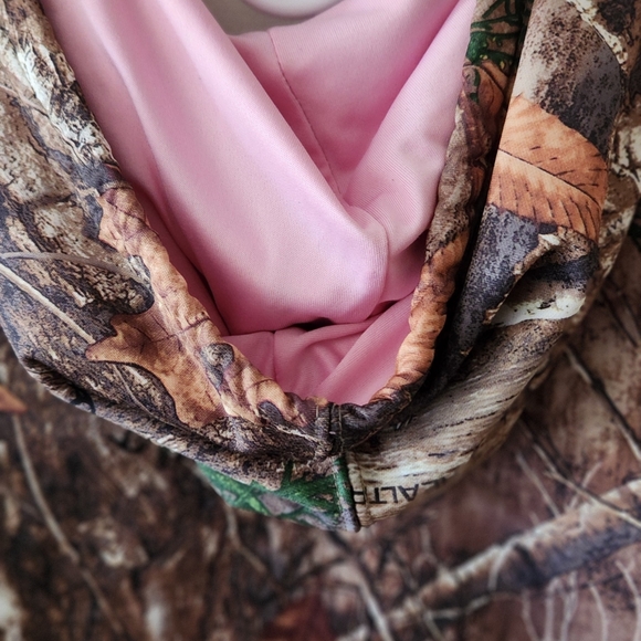 Realtree Pink and White Camo Apparel - Picture 4 of 6